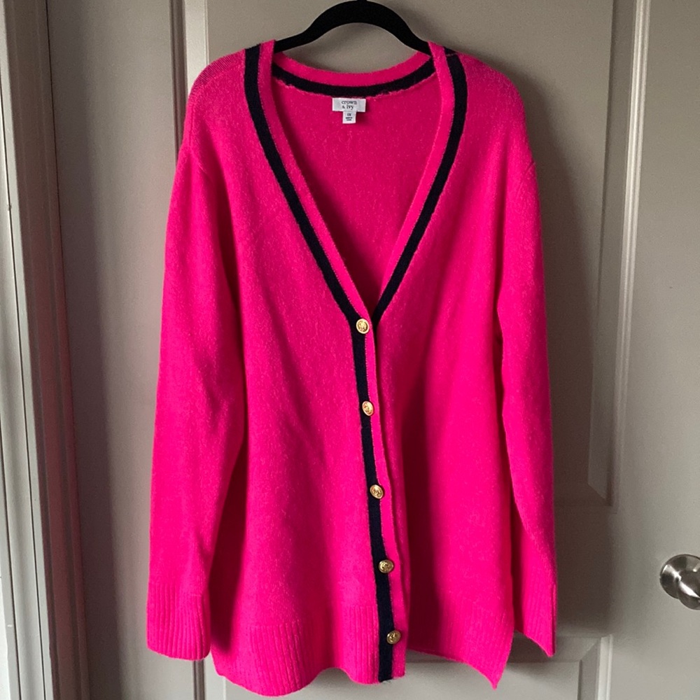 Crown and Ivy Cardigan